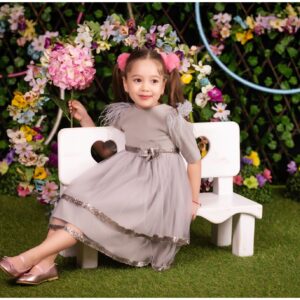 Ținute de ocazie pentru copii: 17 idei de outfituri chic pentru pitici