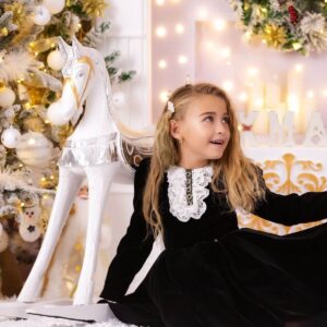 Ținute de Crăciun pentru cei mici. Sfaturi și idei de de outfituri elegante pentru fete și băieți