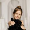Rochie eleganta neagra cu fulgi si manusi pentru fete Amber