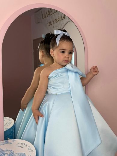 Rochie eleganta bleu cu funda pe umar pentru fete Noemie