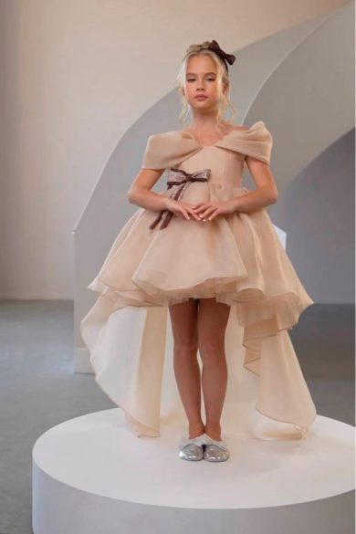 Rochie eleganta din organza nude beige cu funde pentru fete Capucine