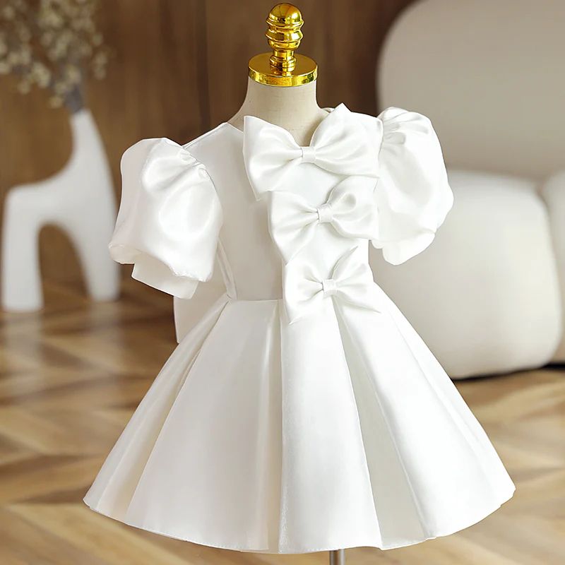 Rochie botez ivoire cu fundite pentru fetite Charlene