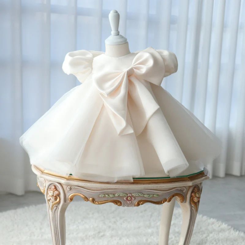 Rochie eleganta ivoire cu fundite pentru fetite Theodora