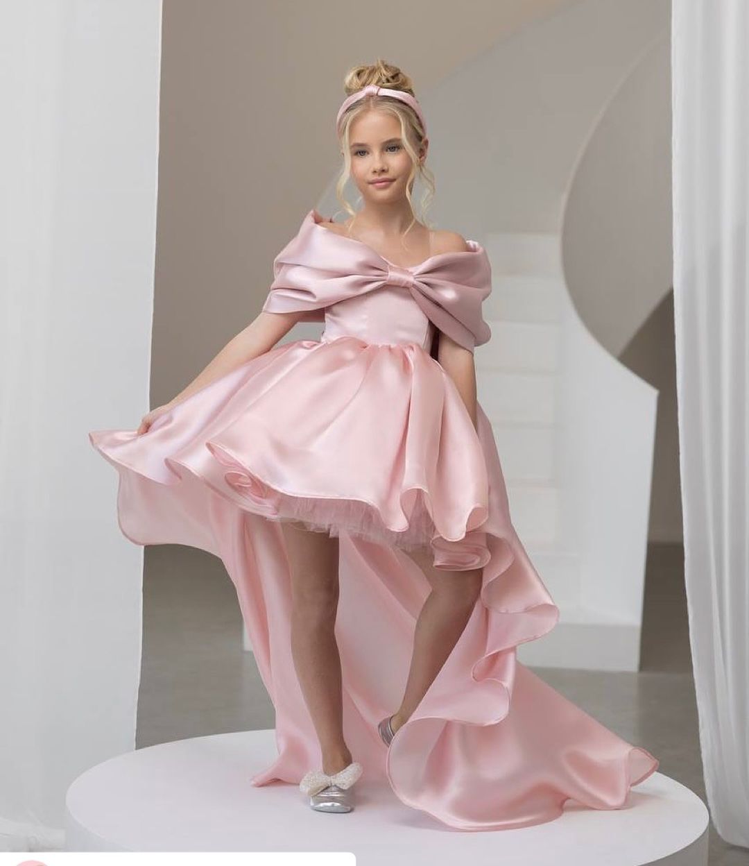 Rochie eleganta din tafta premium cu trena pentru fete Orlina