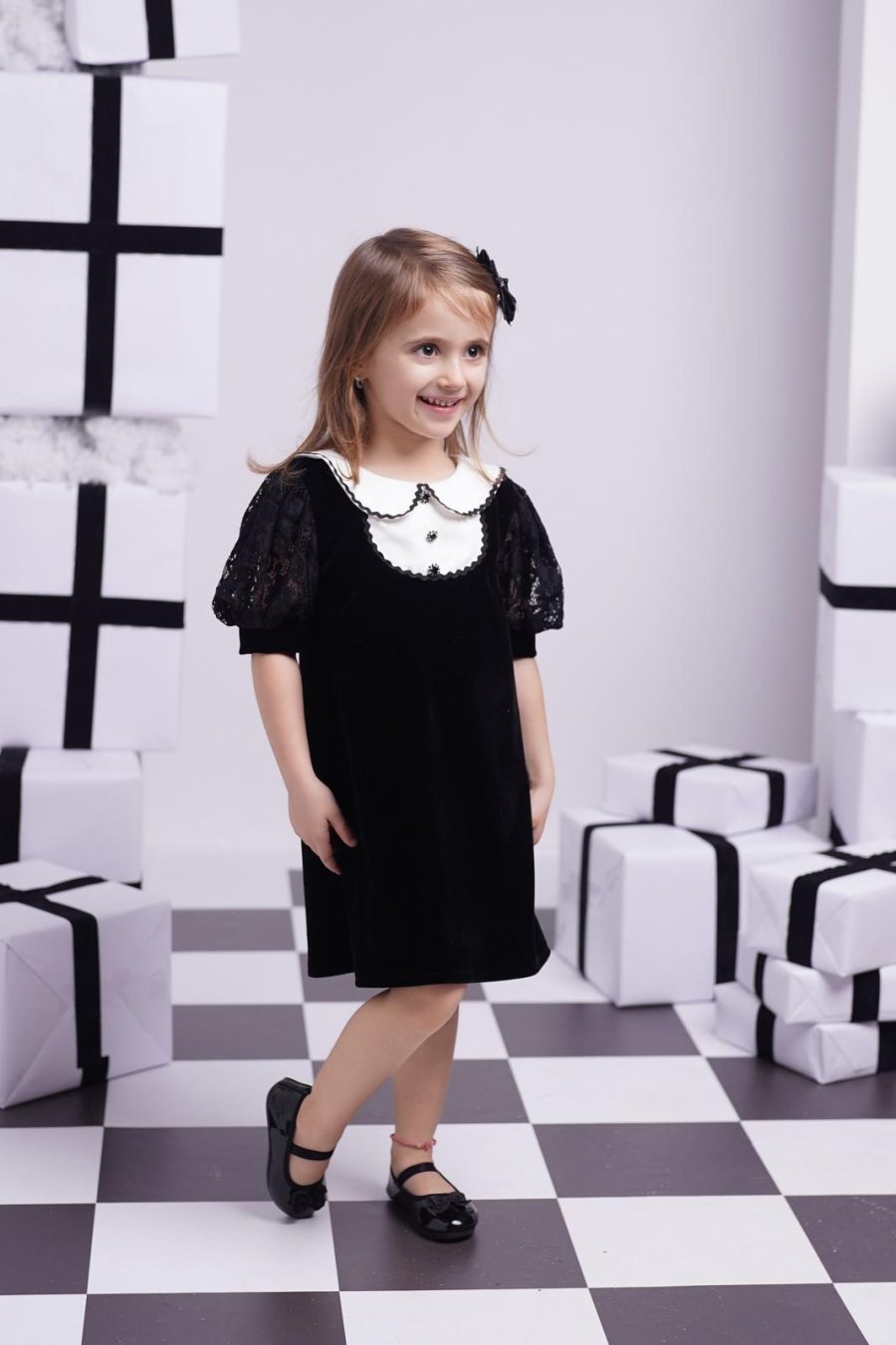 Rochie eleganta pentru fete din catifea cu dantela neagra Aurelie